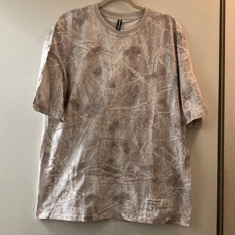 NWOT COMFRT TEE